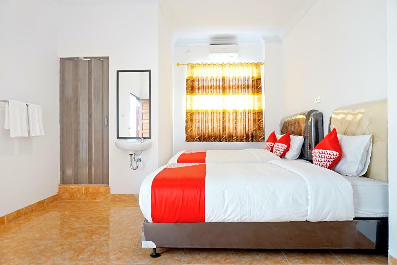 Oyo 694 Khasanah Residence بيكانبارو المظهر الخارجي الصورة