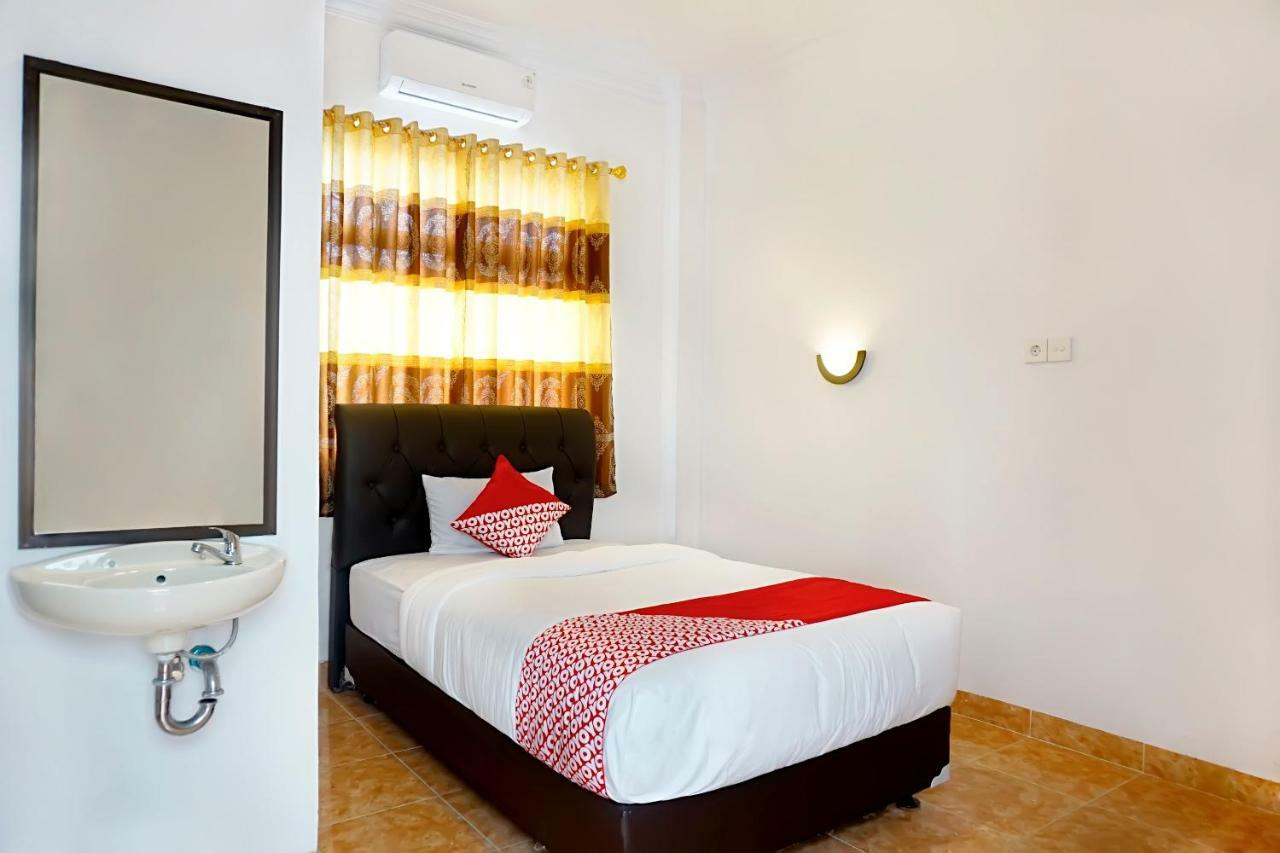 Oyo 694 Khasanah Residence بيكانبارو المظهر الخارجي الصورة